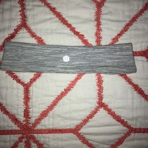 Lululemon Fly Away Tamer Headband II